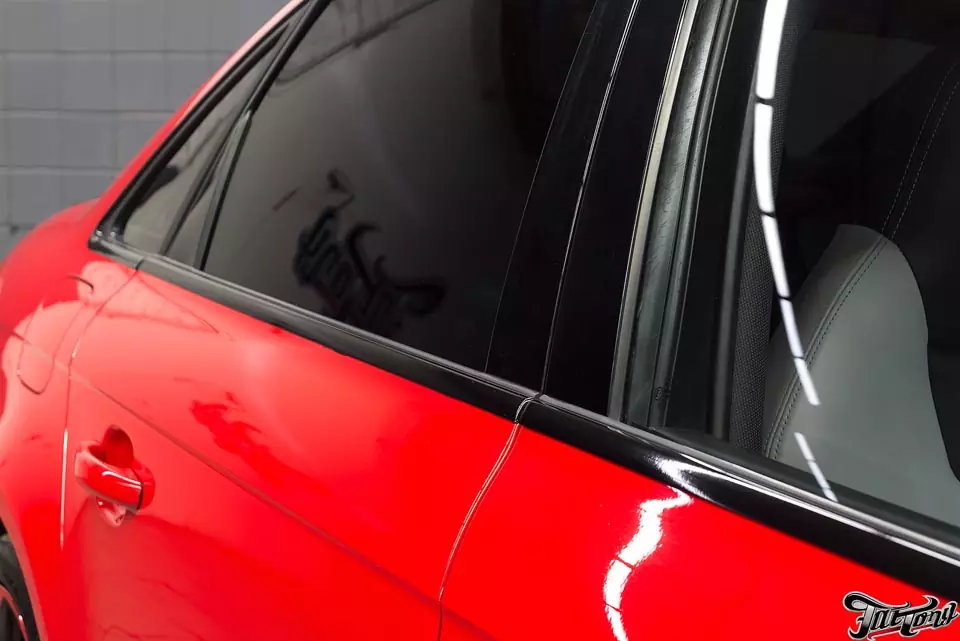 Audi S4. Антихром кузова. Кузовной ремонт. Окрас дисков и суппортов.